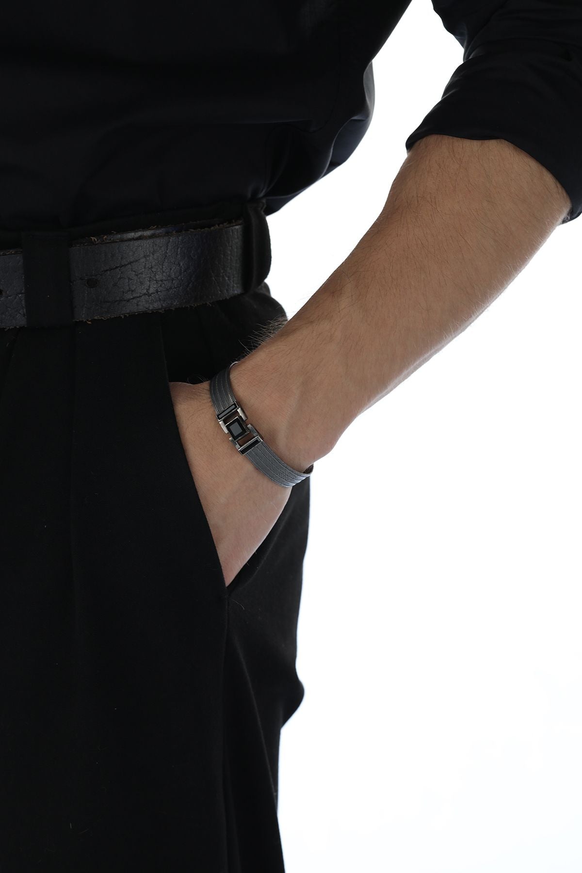 Elizi Trabzon Hasırı Titanyum Erkek Bileklik - 5 Sıra Oniks