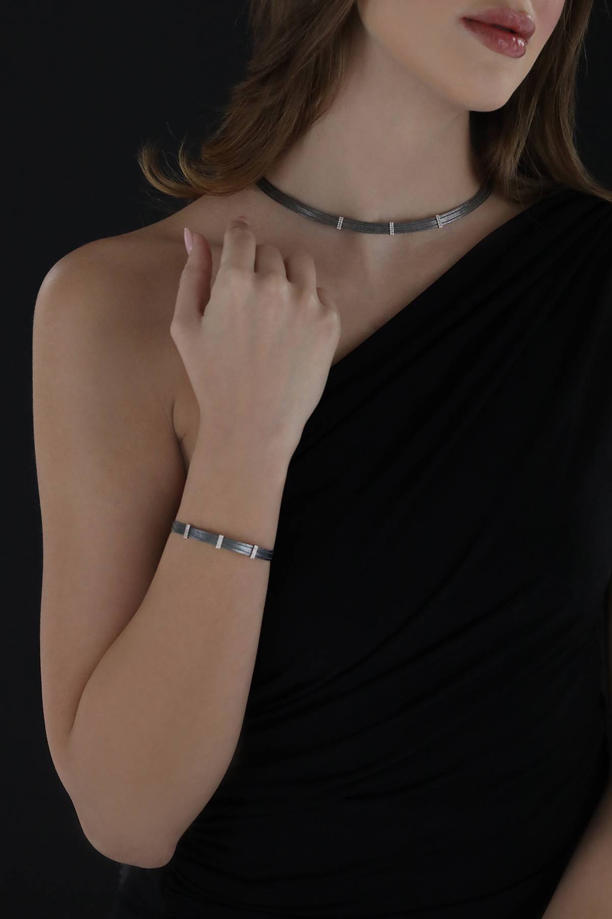 Elizi Trabzon Hasırı Titanyum Altın Set - 3 Sıra Dilara