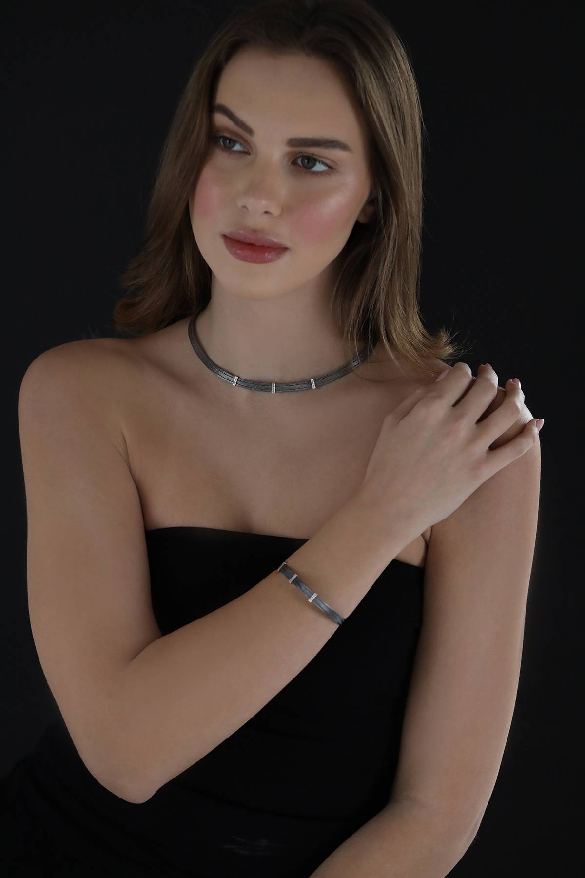 Elizi Trabzon Hasırı Titanyum Altın Set - 3 Sıra Dilara