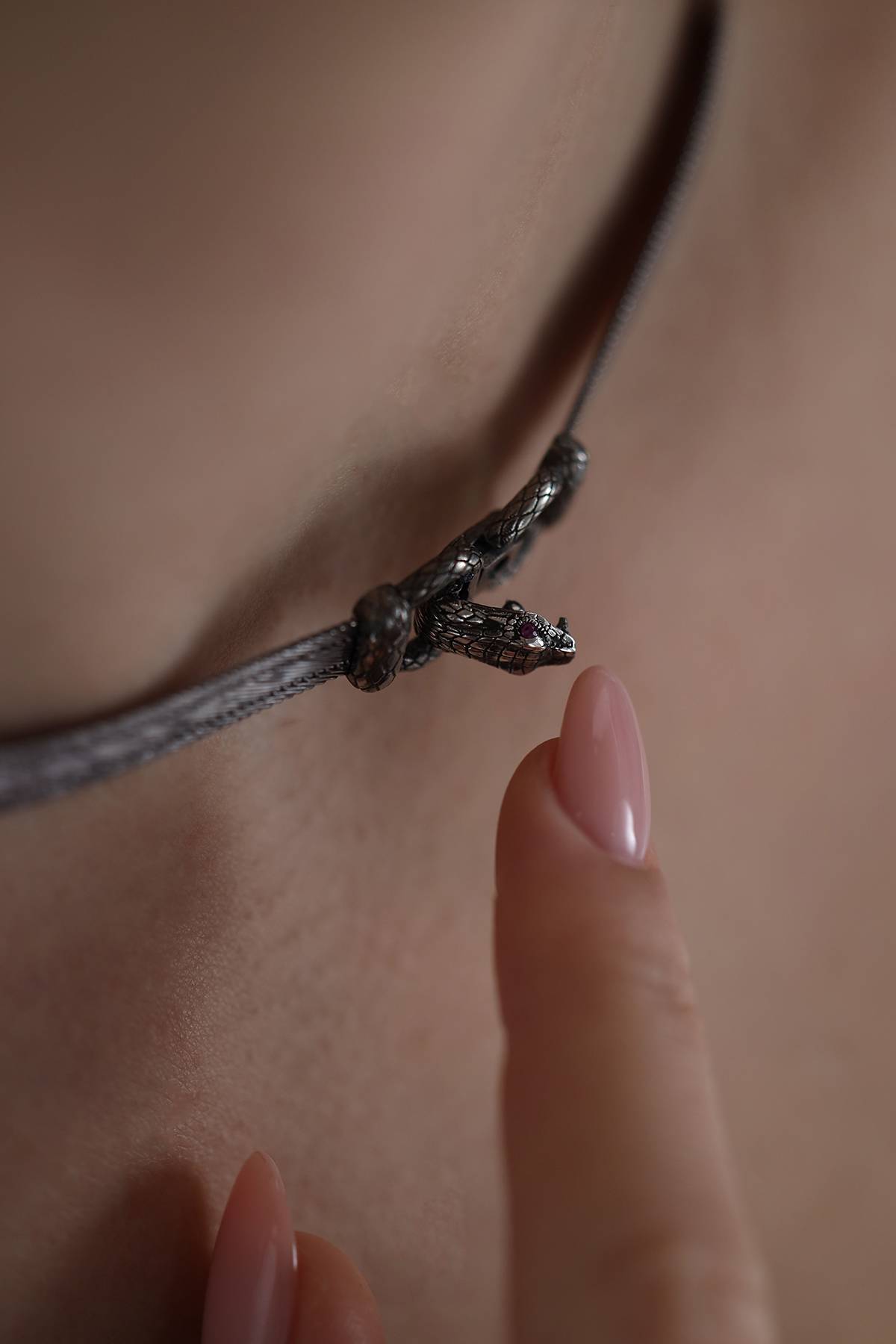 Elizi Trabzon Hasırı Titanyum Set - 3 Sıra Hitra