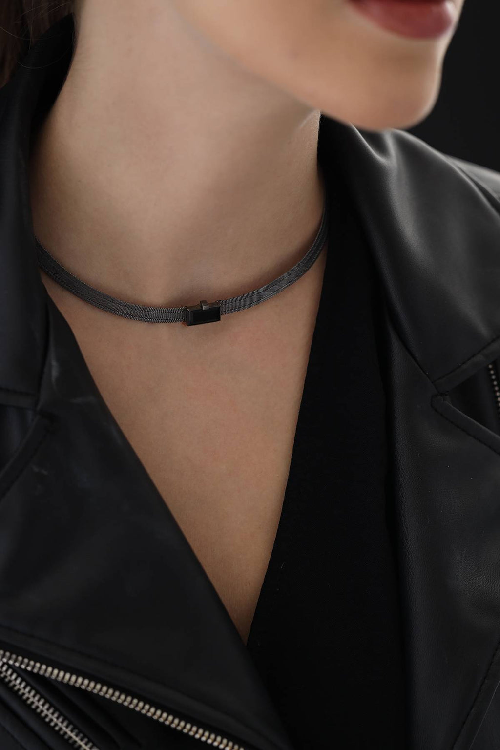 Elizi Trabzon Hasırı Titanyum Set - 3 Sıra Oniks